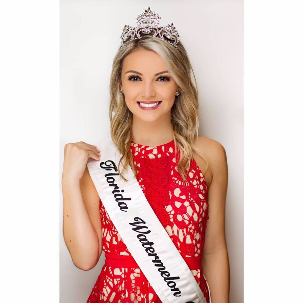 Meet your Posher, Camri